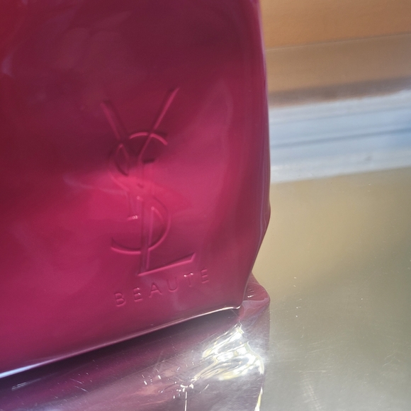 Yves Saint Laurent cosmetic bag converted into to shoulder bag - Picture 4 of 5